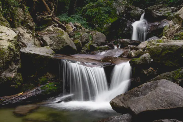 The falls, long