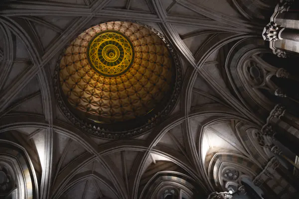 The dome, off centre